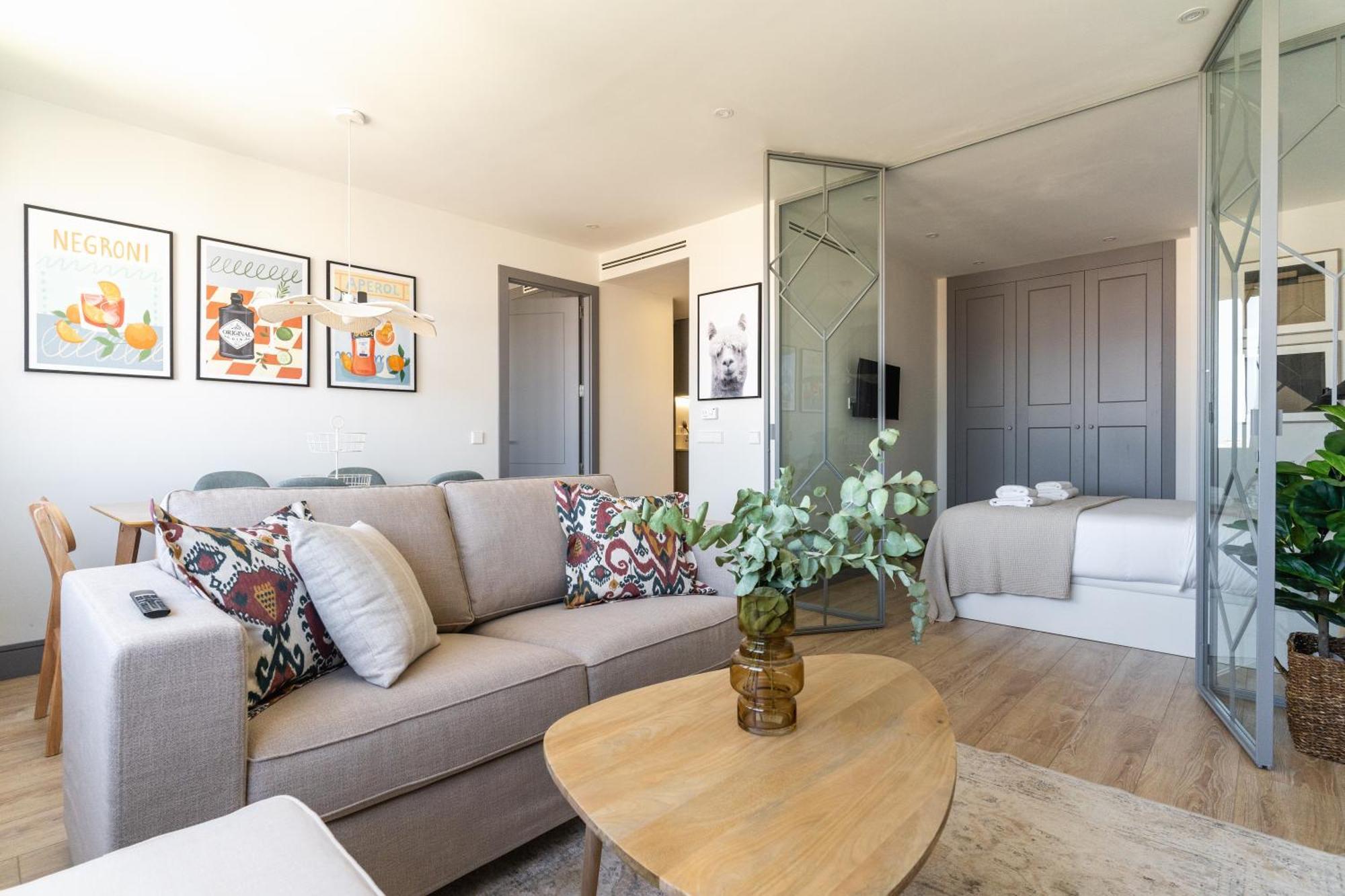 Apartment Modern And Bright-2bedrooms 1bathroom-colon